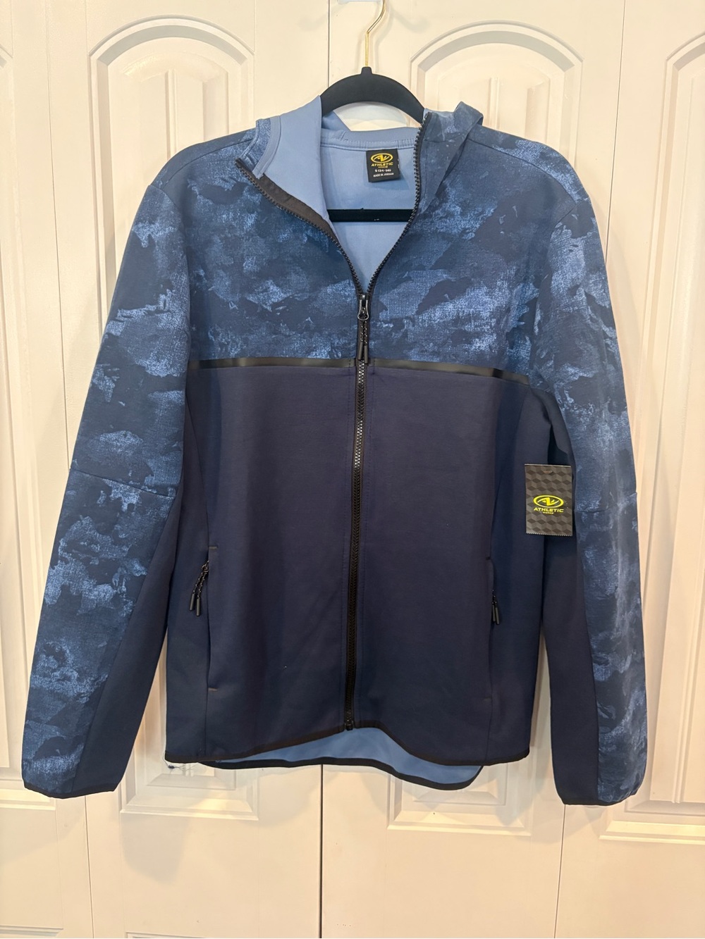 Athletic works navy zip up jacket size small